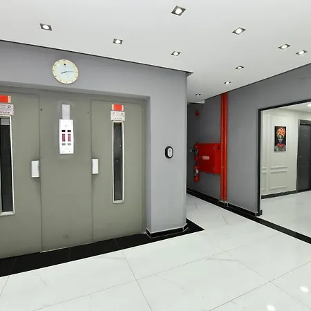 Central 25 * Provincia di Istanbul
